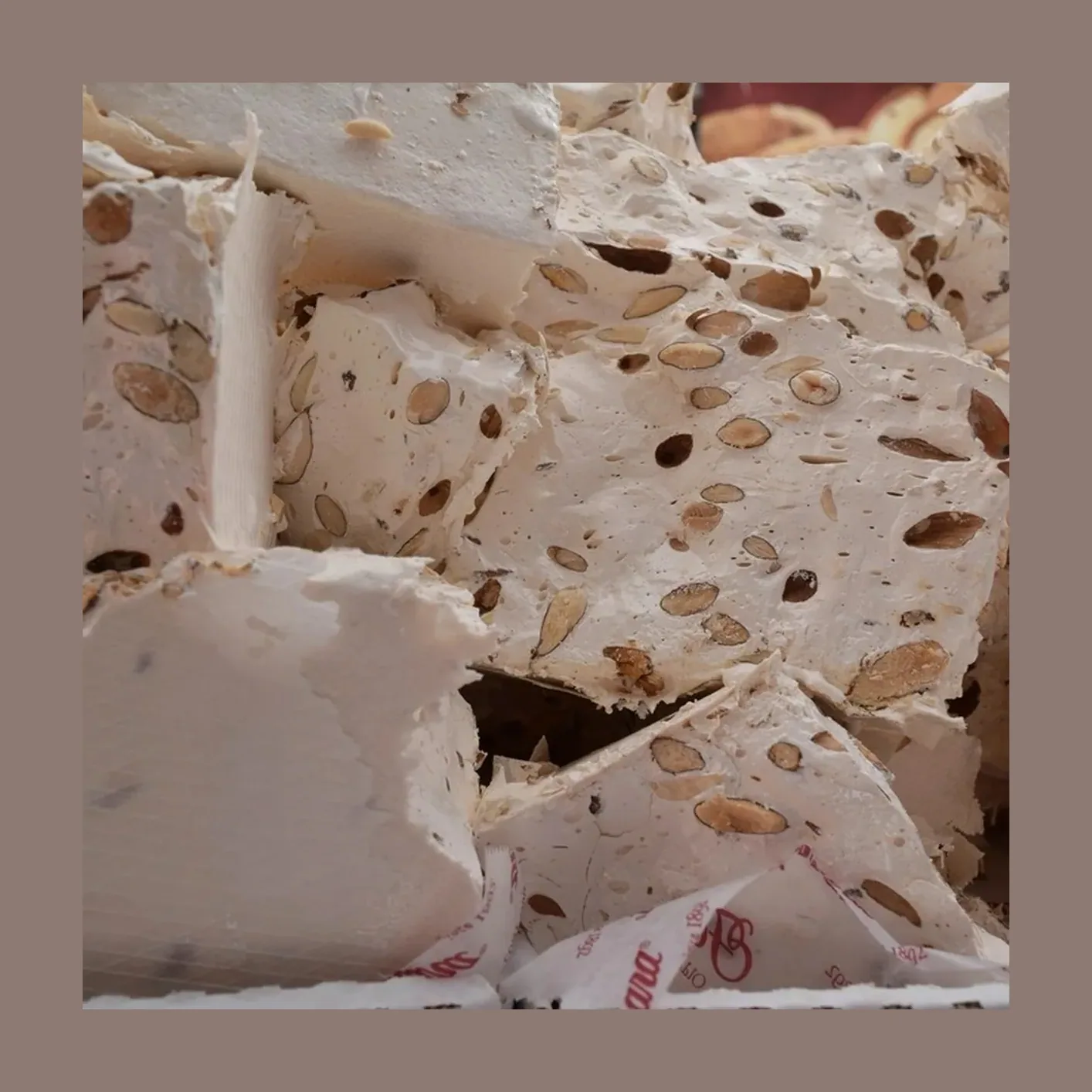 Turrón de almendras (imagen 1 de 2)