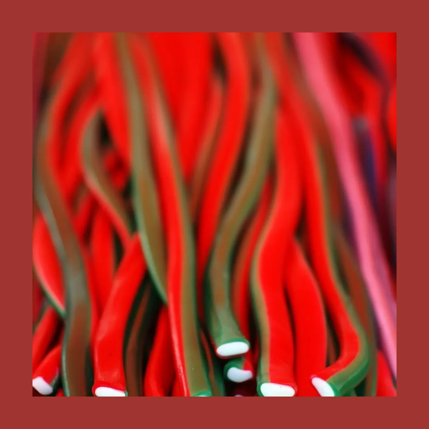 Tiras de regaliz rojo